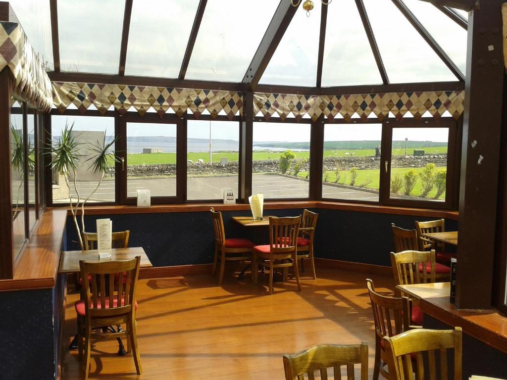 The Weigh Inn Lodges Терсо Екстер'єр фото
