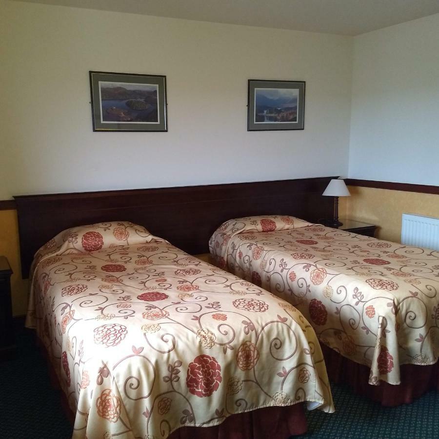 The Weigh Inn Lodges Терсо Екстер'єр фото