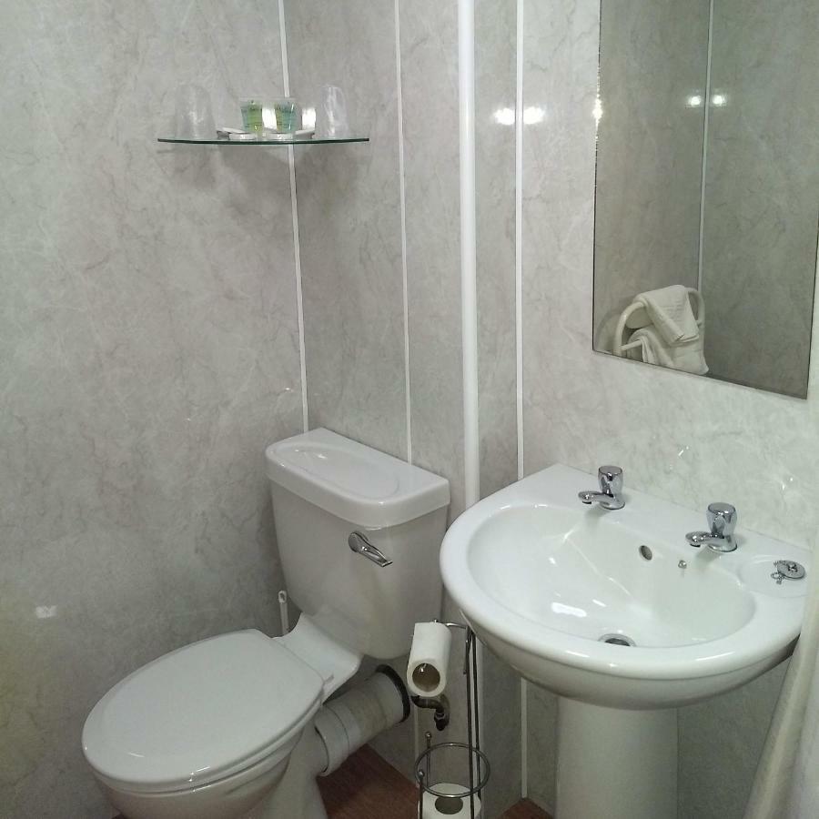 The Weigh Inn Lodges Терсо Екстер'єр фото
